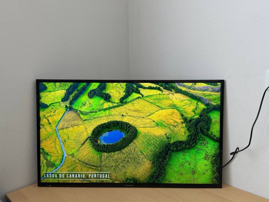 Телевізор Panasonic / 39″ / Full HD / Smart TV