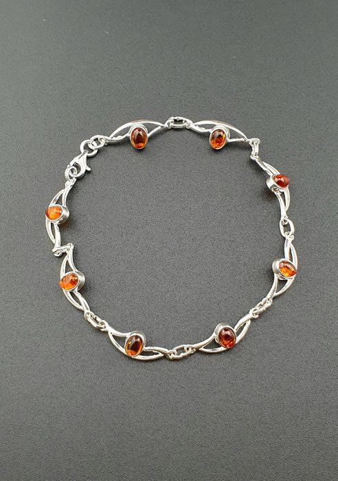 Bransoletka srebrna pr.925 z bursztynami