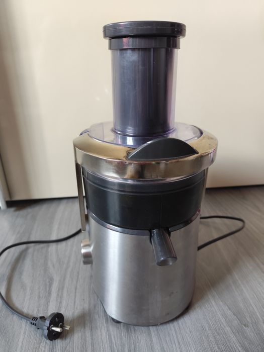 Соковижималуа Tefal ZE610D
