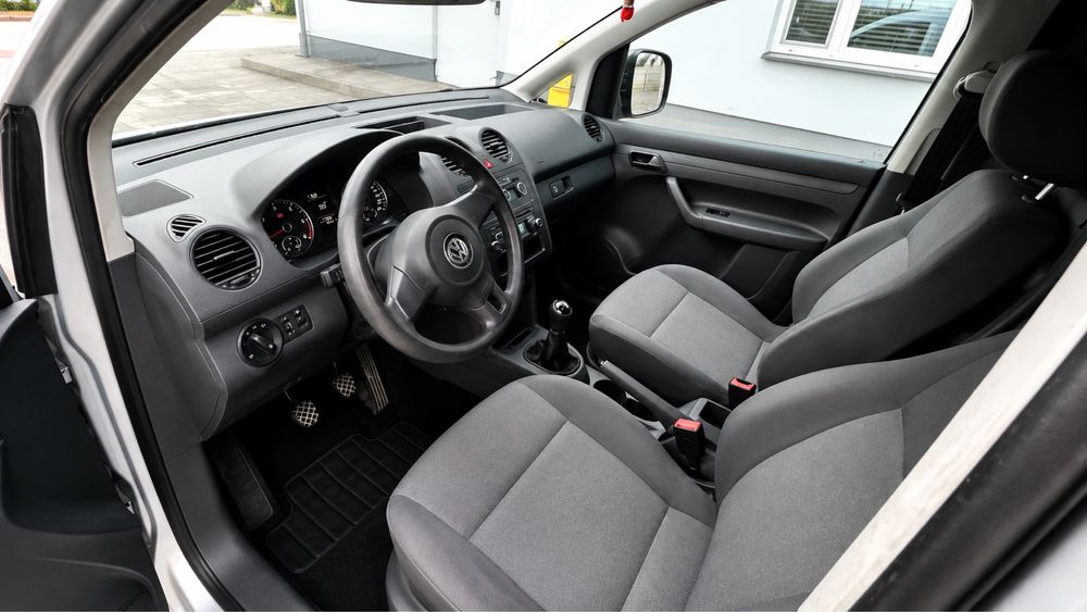VW Caddy 1.6 TDI, 2013/14r, klimatyzacja, elektryka, bardzo ładny i zadbany
