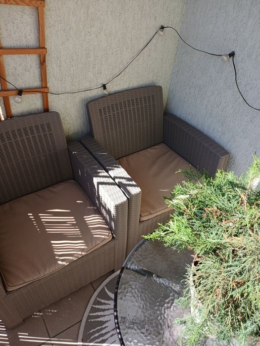 Zestaw mebli na balkon technorattan 2 fotele, schowek