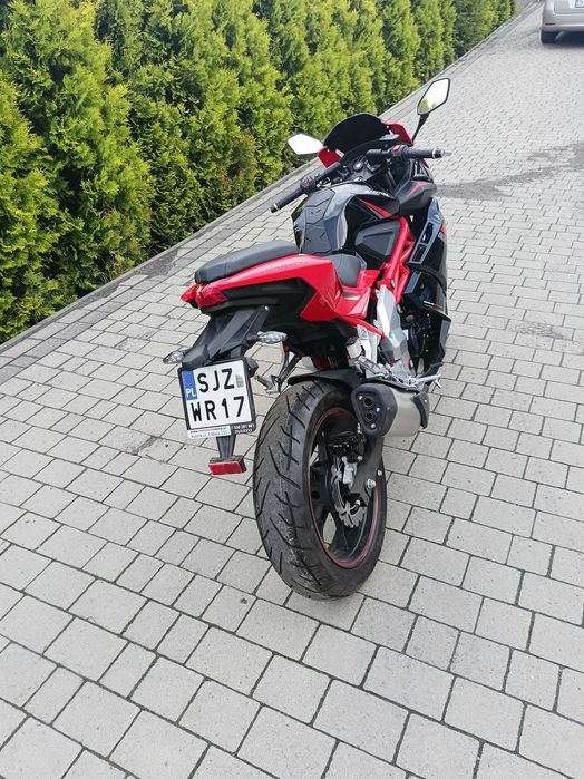 Piękny Czerwony Barton Blade R 125 (40 km przebiegu)