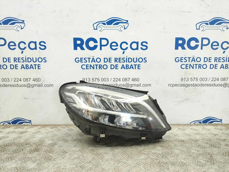Ótica Farol original LED High Performance Mercedes Benz Classe C W205 Facelift de 2018 a 2021