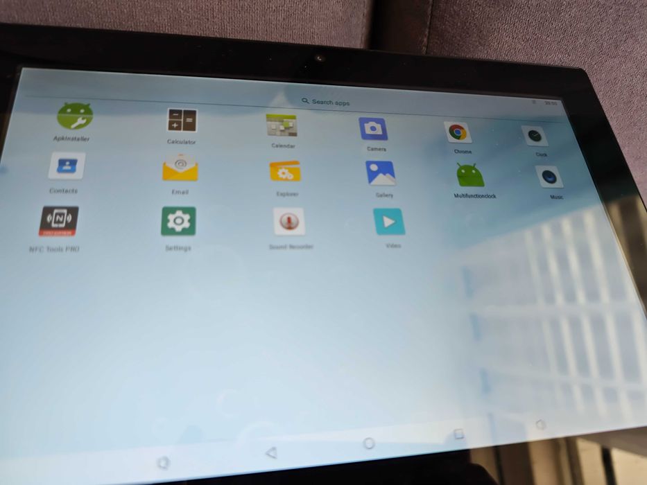 Ramka cyfrowa na zdjęcia dotykowa z interfejsami USB HDMI plus slot na kartę micro SD