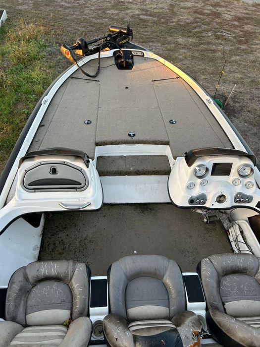 Лодка tracker Nitro Z 7