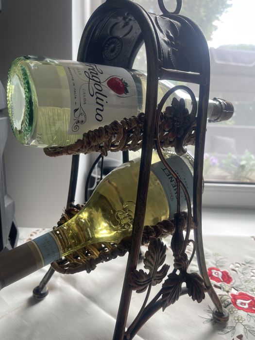 Sprzedam półkę na wino lub inne napoje