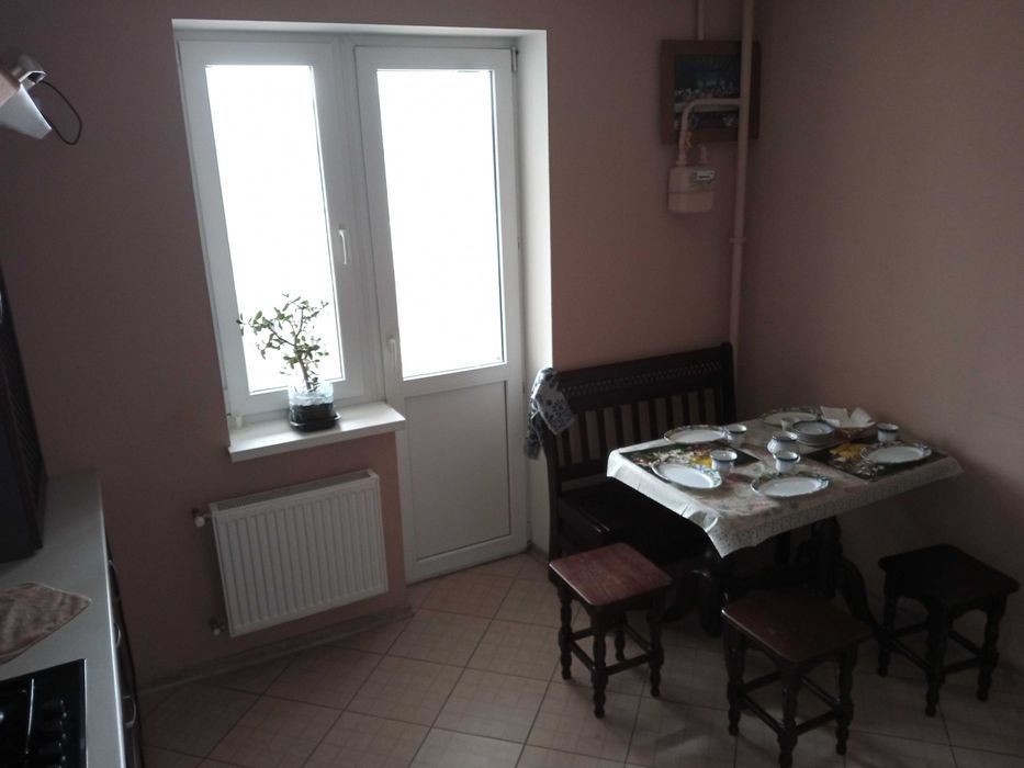 Посуточно 1к Бучанский парк рядом, для дружной семьи