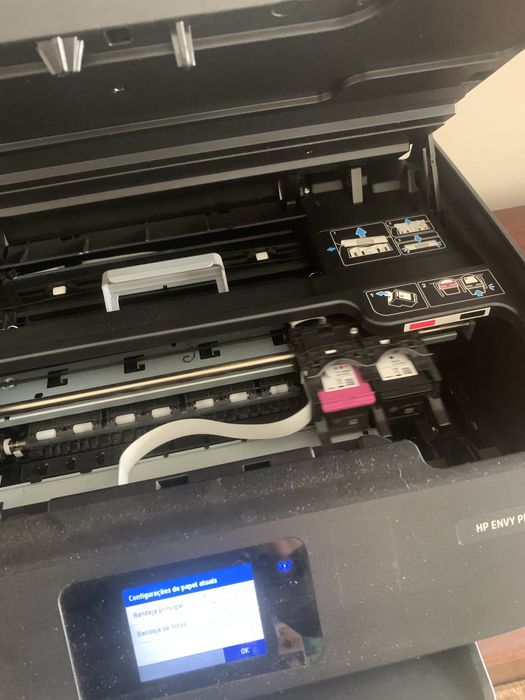 Impressora multifunções HP ENVY Photo 7830