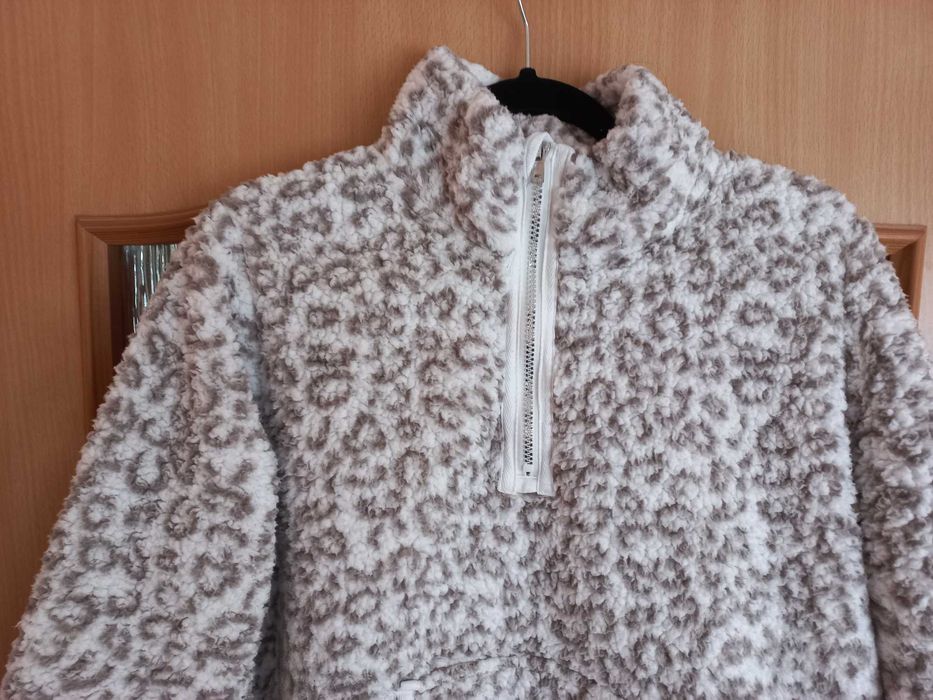 Bluza - ciepła, damska - w cętki - rozmiar XL 42