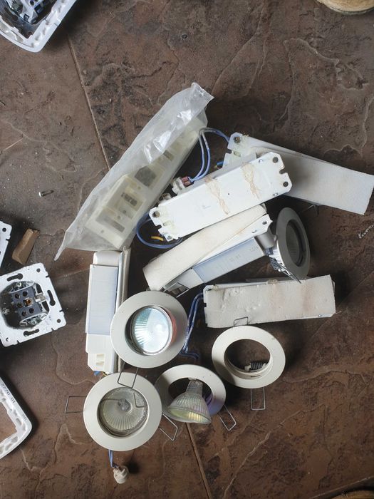 Interruptores tomadas de luz Legrand