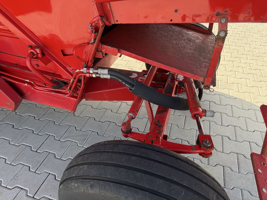 Massey Ferguson 240, Масей Фергусон, Комбайн