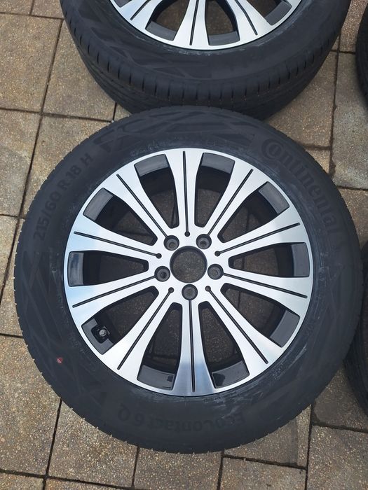 Koła letnie Mercedes EQA EQB 215 60 r18 25r jak nowe