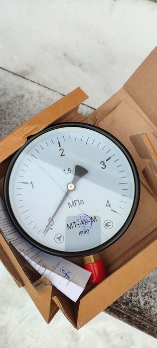Манометр МТ-4У-М 4 МПа 160 мм M20*1,5 1,5 клас радіальний