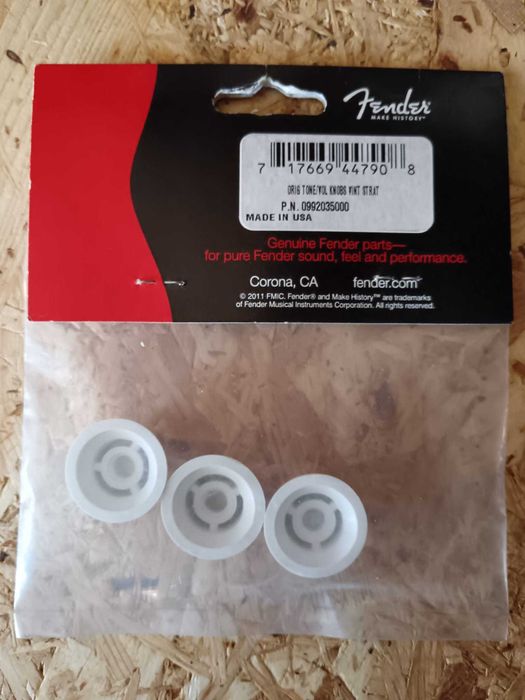 Fender Volume & Tone Knobs Set White