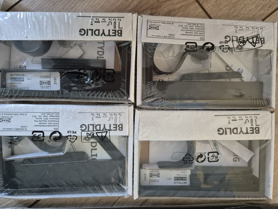 Karnisz Ikea Hugad 120-210, wspornik, końcówki, kółka
