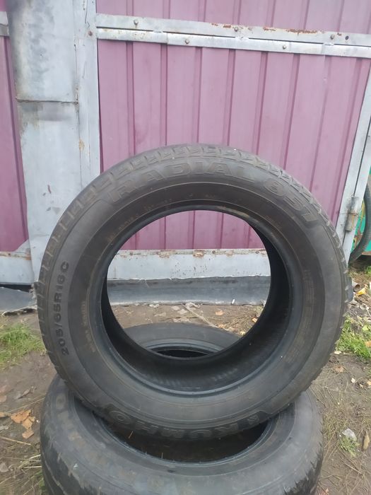 Продам шини 205,65 р16