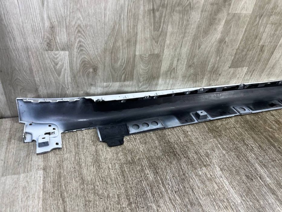 Порог правый Tesla Model S Plaid ( 2021 2022 2023 2024 г. ) Накладка порога 1567138-00-D