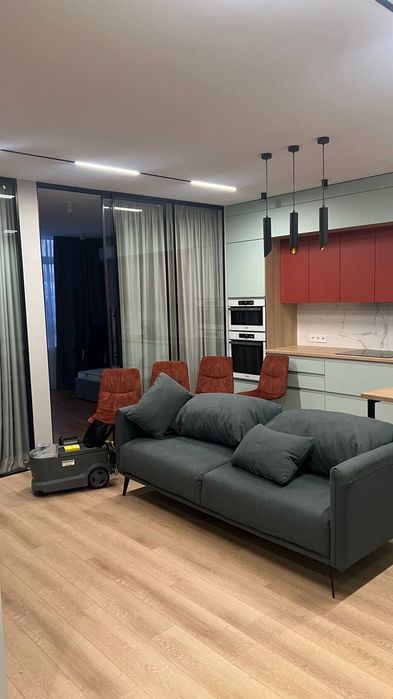 Глибока хімчистка меблів у Вас в дома. Професійне  обладнання та хімія