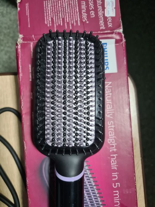 Щітка-випрямляч Philips BHH880