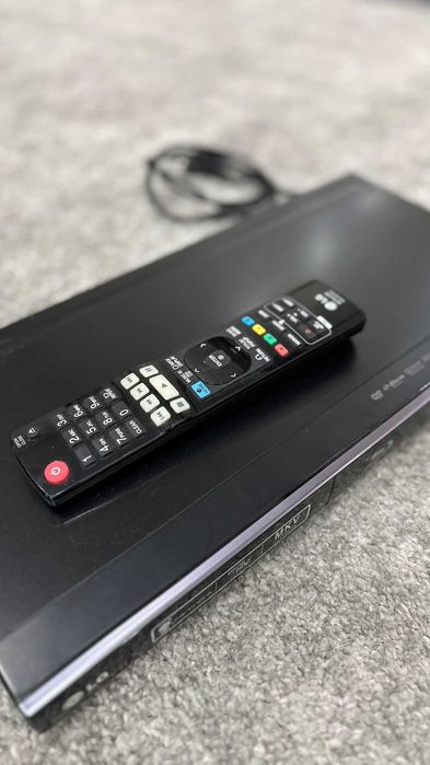 Leitor Blu-ray 3D LG BP420 – Smart TV / USB / HDMI