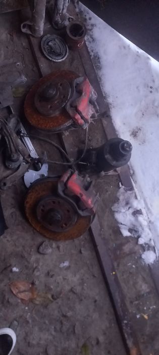 Мерседес 124 на гайки