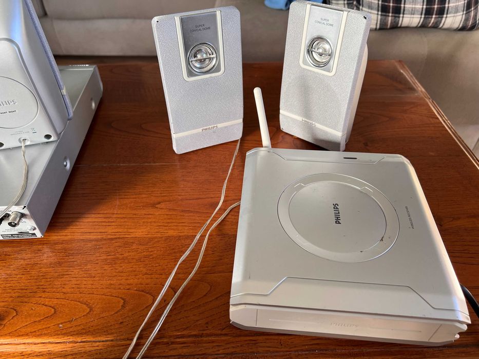 Home Cinema Philips 100W com subwoofer (a funcionar 100%) c/ comando64409384836994123