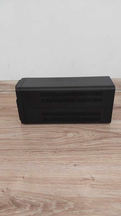 Zasilacz awaryjny UPS APC Easy BVX700LI