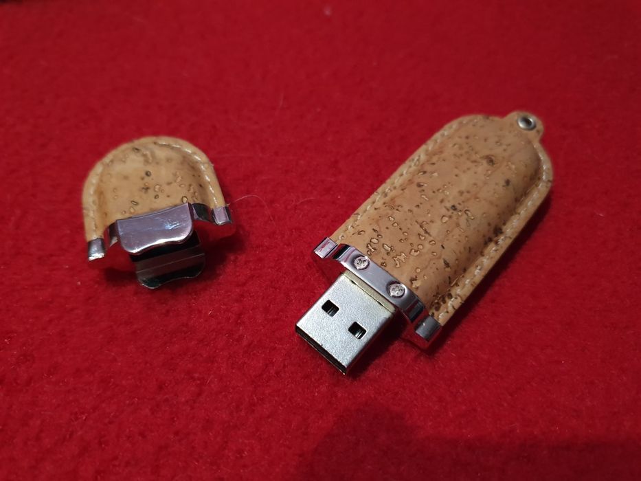 Pen drive 4GB nova442753429947043843