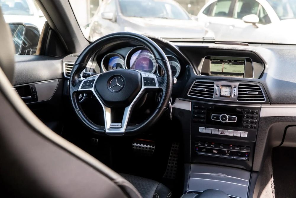 Mercedes-Benz E 220 CDi Elegance BE Auto.