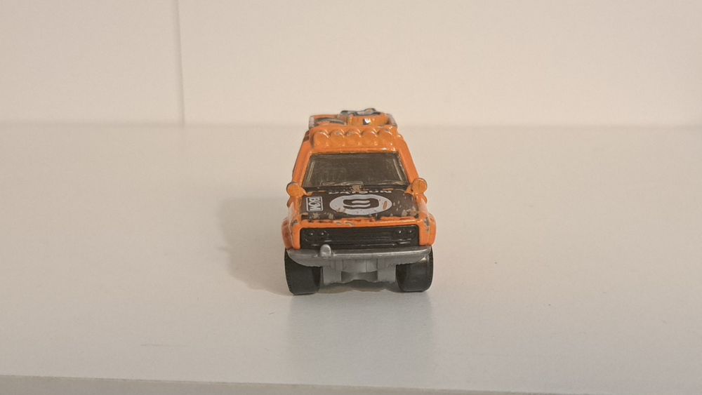 77-E/26 Matchbox Datsun 501 z 2016roku