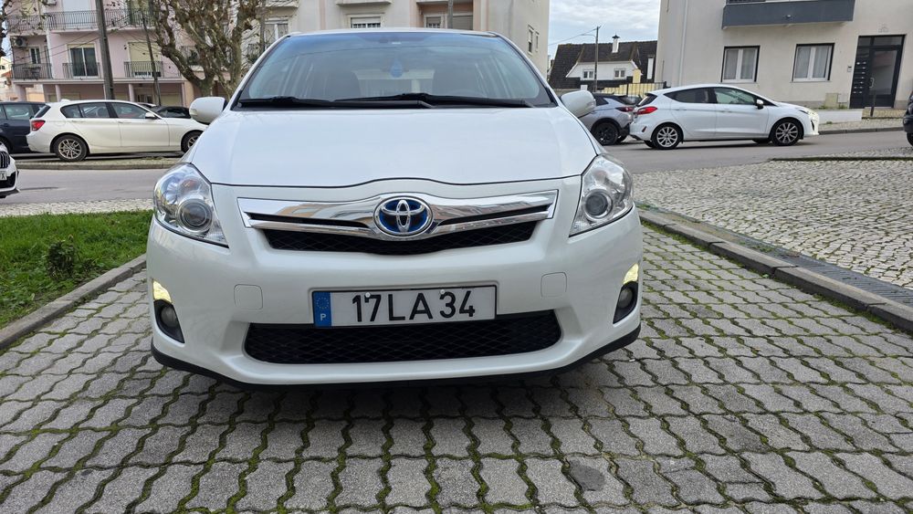 TOYOTA Auris 1.8 HÍBRIDO  2010 caixa automática