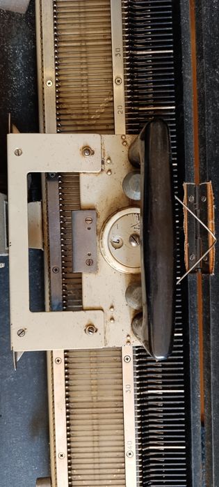 В'язальна машина Нева-1