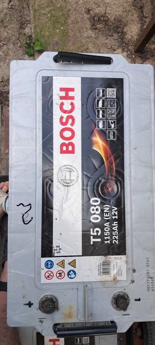 Продам аккамулятор 225 фирми Бош