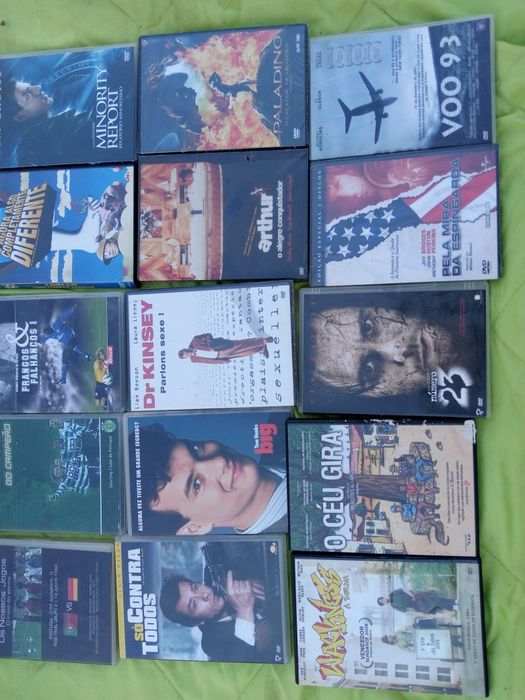 30 DVDs incluindo Big com Tom hawks