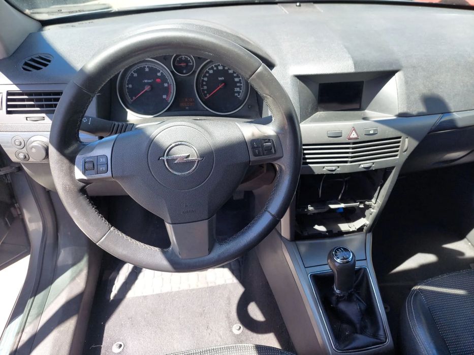 Para peças OPEL Astra H Caravan (L35)