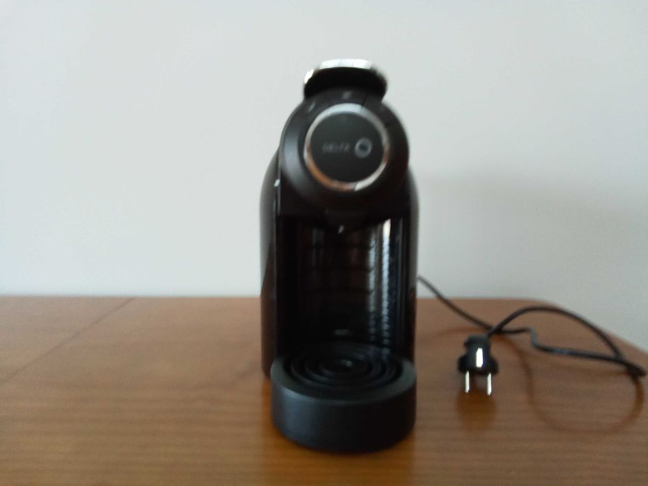 Máquina de café Delta Q semi nova