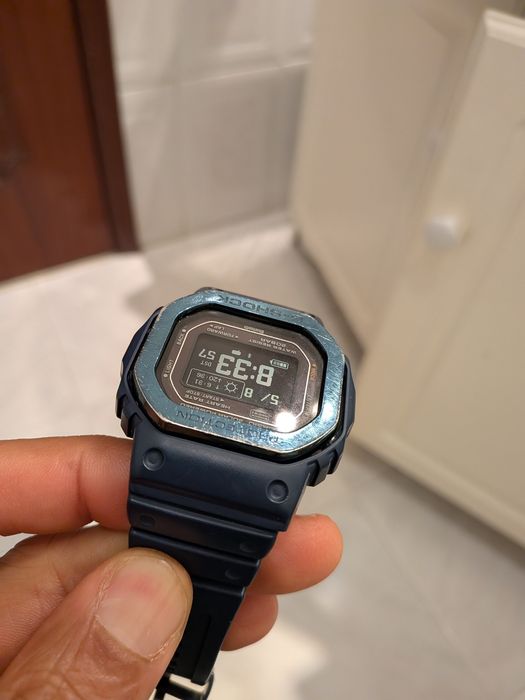Casio G-Shock DW-H5600 com monitor de frequência cardíaca