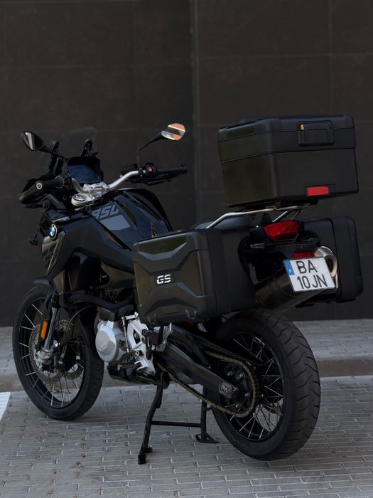 BMW F850GS - Triple Black! Full Extras!