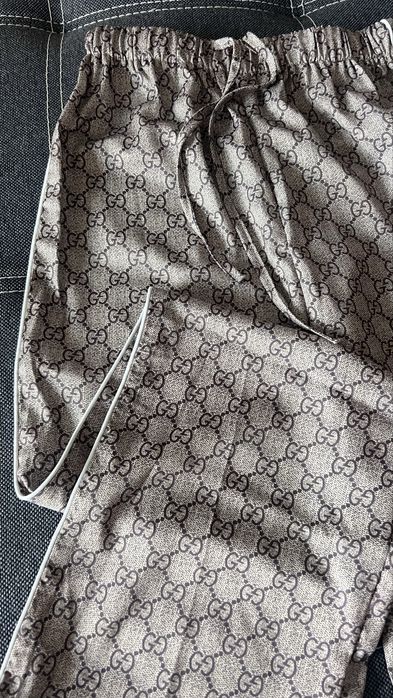 Брючки Gucci розмір M