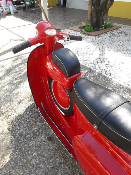 Raríssima Vespa 50 SS