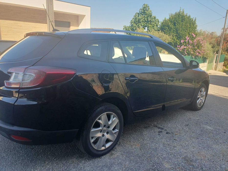Renault Mégane 2014 impecável sem nada a fazer