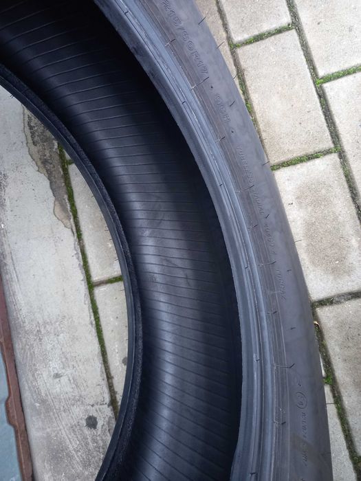 Opony Bridgestone 215/60 R17 rok 2025