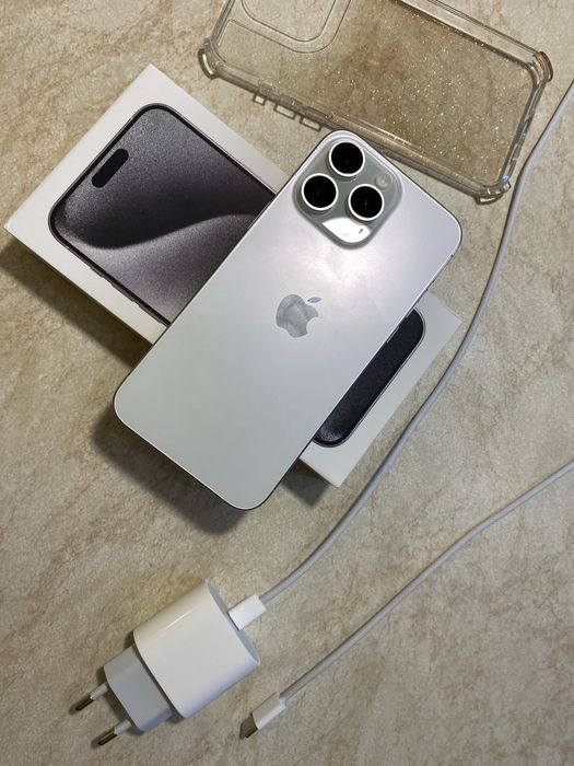 iPhone 15 Pro Max White Titanium