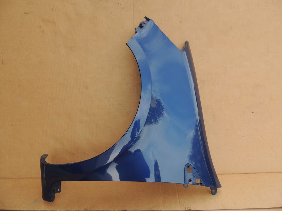 Błotnik przedni lewy Renault Clio 3 III 05,06,07,08,09,10,11,12 NV432