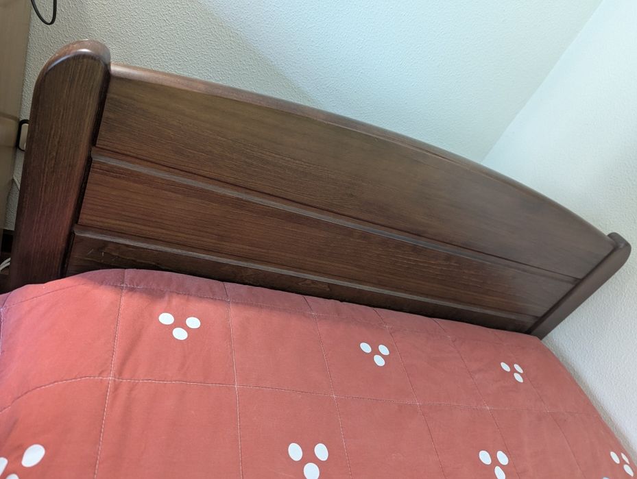 Cama solteiro com estrado