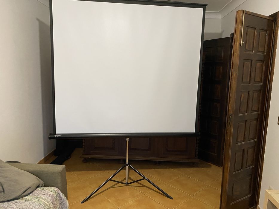 Kit de projetor e tela de projecao