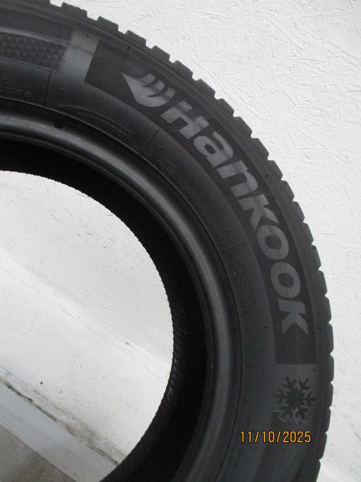 1x 195/65r15Hankook Winter Icept RS2  8mm. 21r.