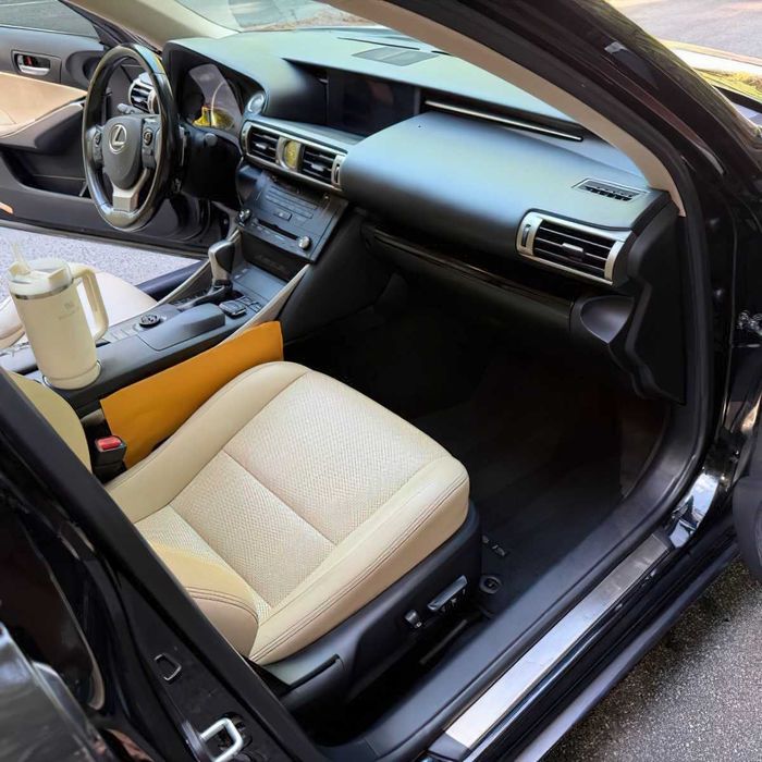 Lexus IS 300      2016