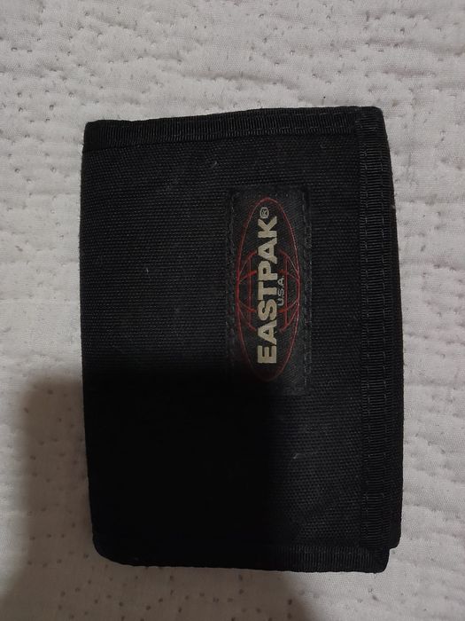 Carteira eastpak