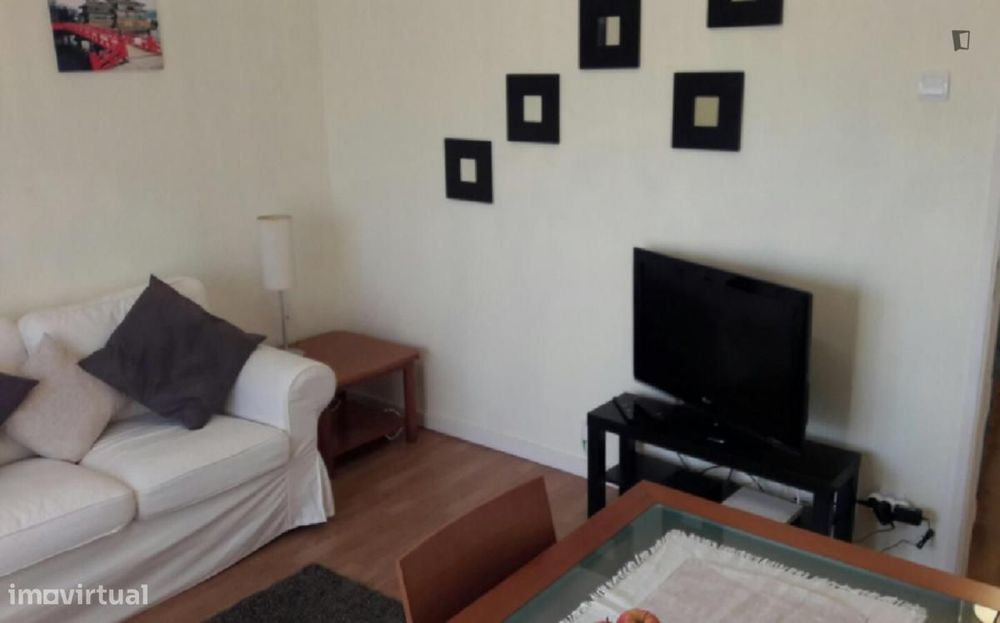 Apartamento com 2 quartos - localizado em Amadora Lisbon